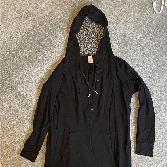 Smash + Tess Black and Gray Patterned Jumpsuit - Picture 4 of 5